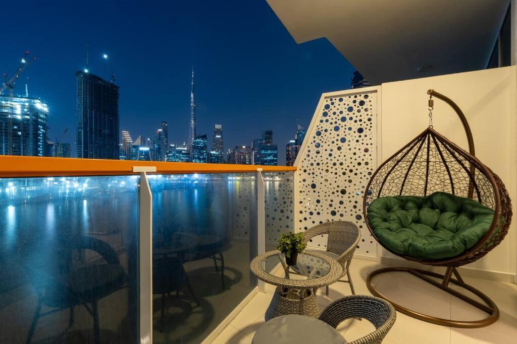 Elegant I Burj Khalifa & Canal View *